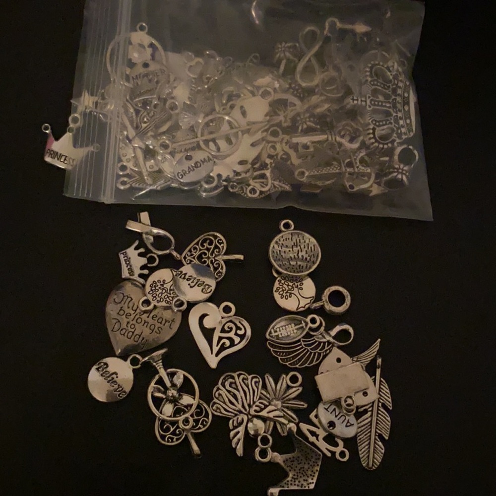 Charm bracelet set - Picture 4 of 6